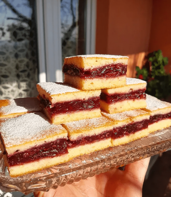 Lijena pita sa višnjama – najbolji recept za domaći kolač