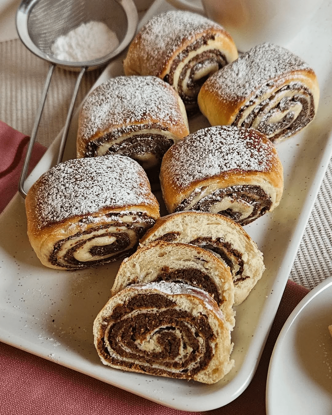 Štrudlice sa rogačem i makom – Jednostavan recept