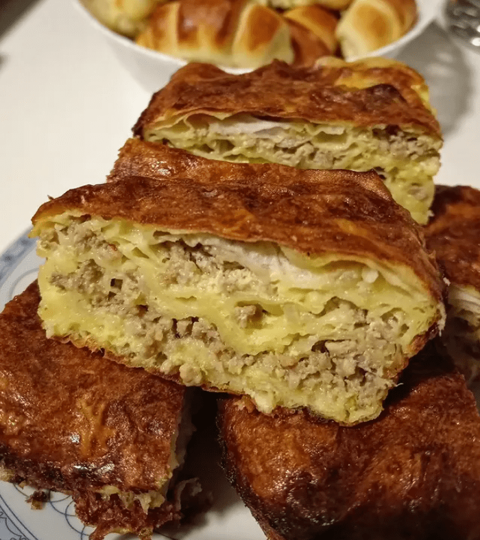 Zalivena pita s mesom – Jednostavan recept za ukusan obrok