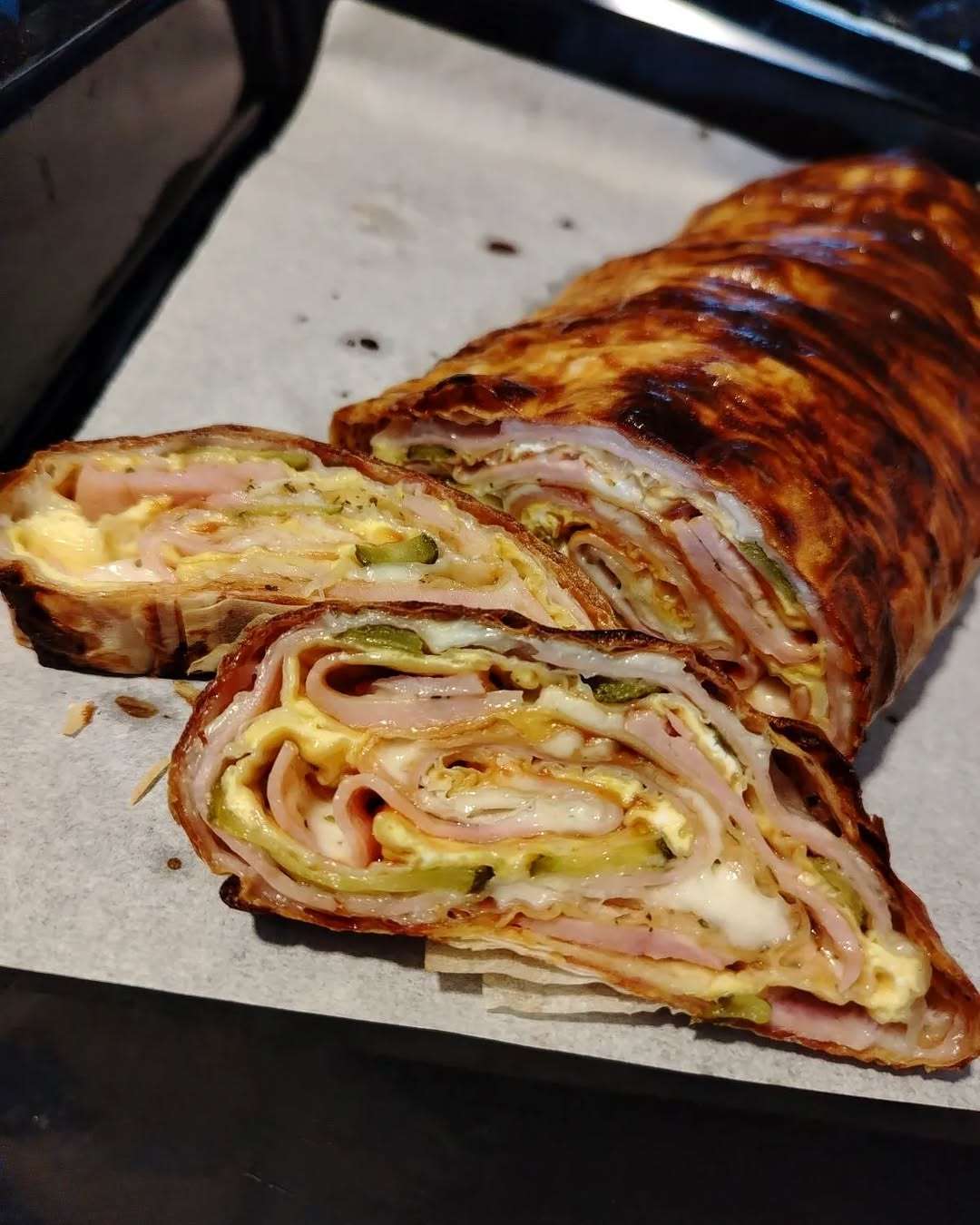 Domaći Pizza Rolat – Brz i ukusan recept za svaku priliku