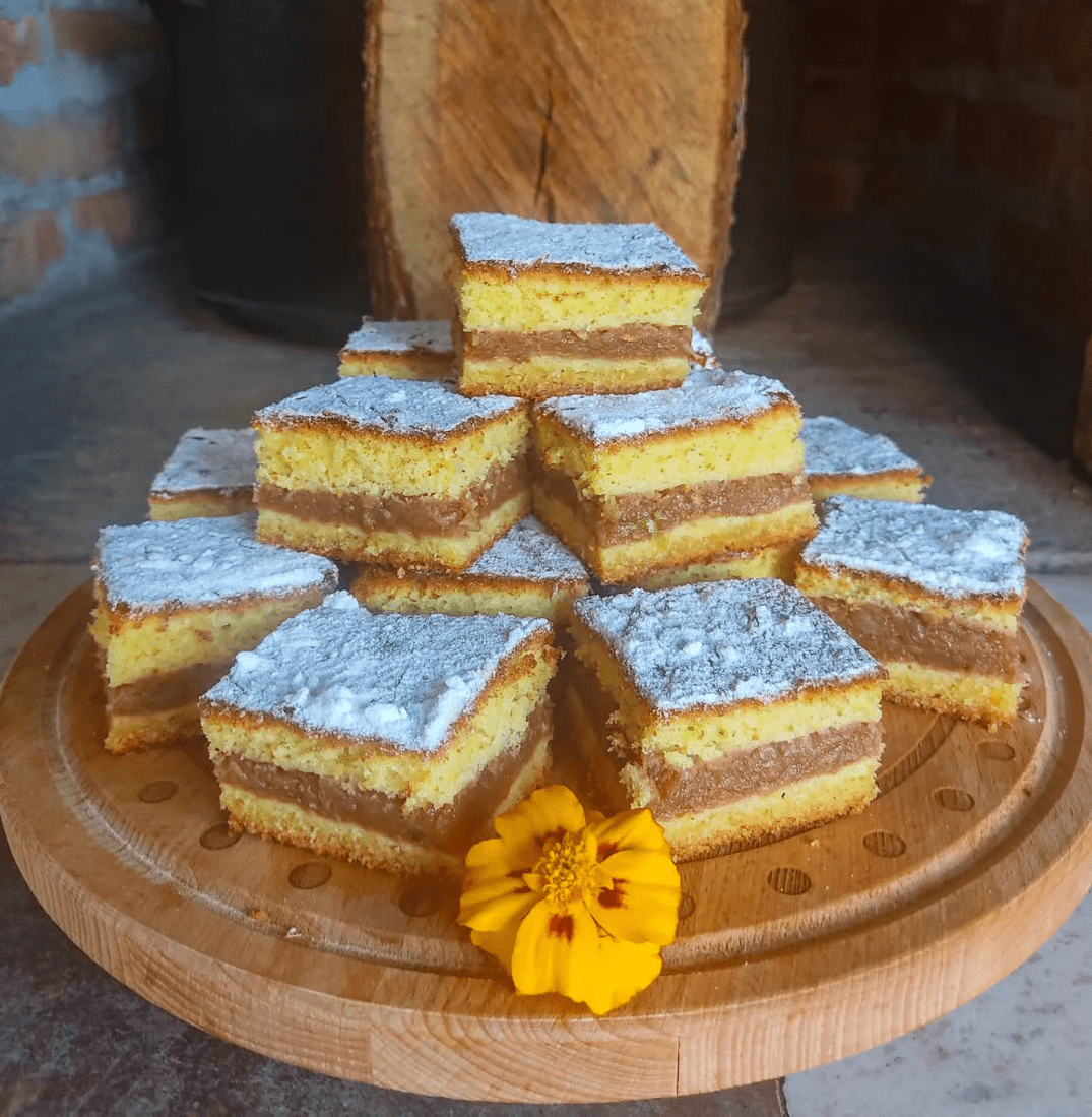 Recept za lijenu pitu: Tradicionalni kolač s jabukama i cimetom