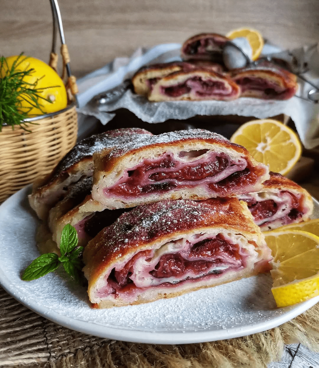 Pita sa šljivama iz kompota