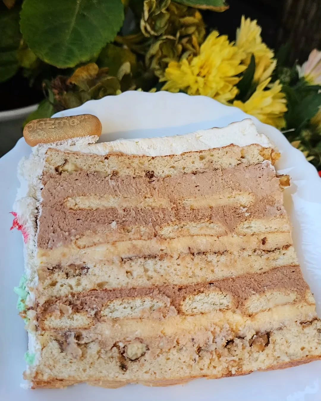 Kinder torta – Savršen recept za čokoladnu tortu s plazmom